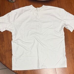 Abercrombie & Fitch White Short Sleeve Tee